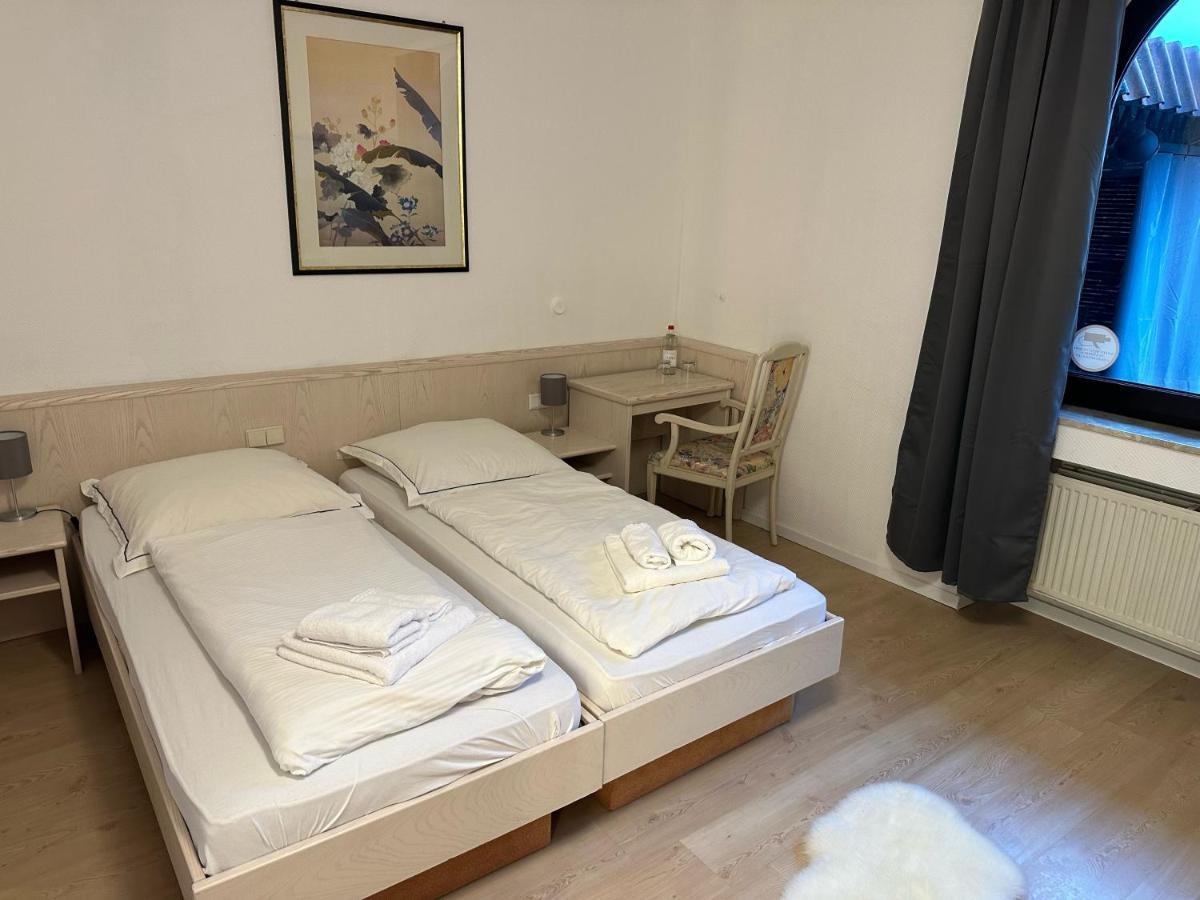 Hotel "Dream In" Heiligenhaus Buitenkant foto